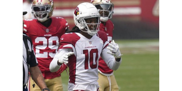 La temporada pasada, el campeón de la Liga Nacional San Francisco 49ers perdió ante los Arizona Cardinals 20-24